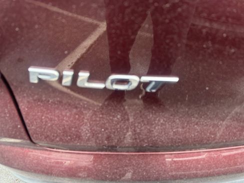 Used 2019 Honda Pilot Elite image 5