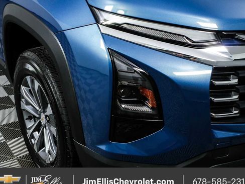 New 2026 Chevrolet Equinox LT FWD image 35