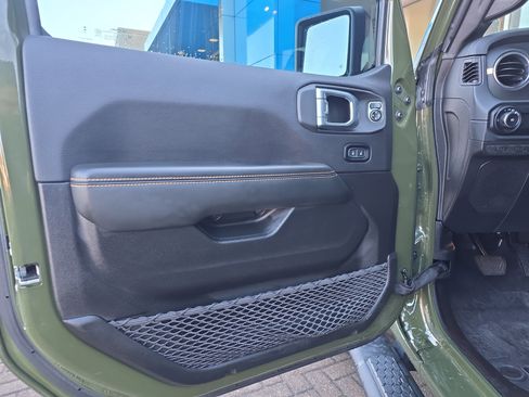 Used 2024 Jeep Wrangler Sahara w/ Technology Group image 13