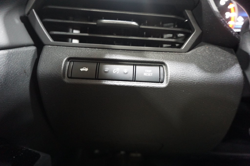 Used 2023 Nissan Altima 2.5 SV FWD image 5