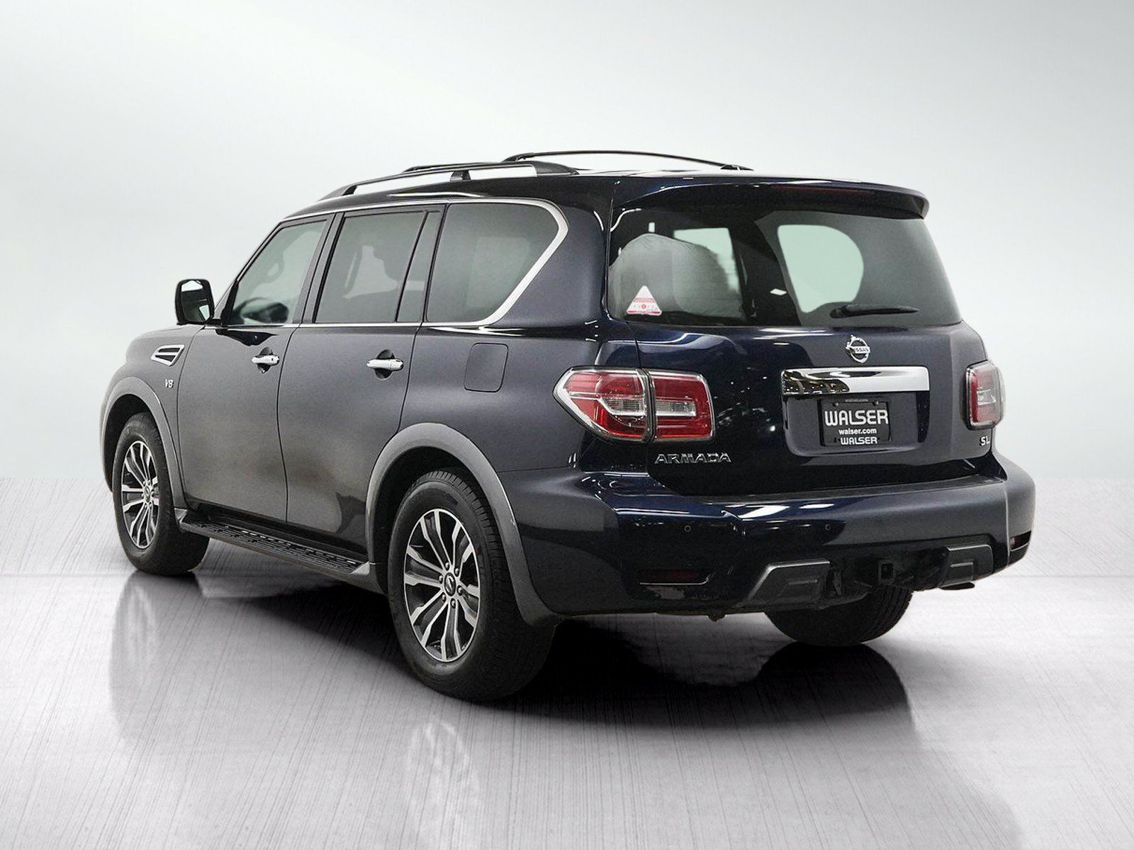 Used 2020 Nissan Armada SL w/ Premium Package AWD/4WD image 3