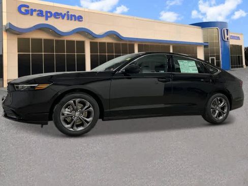 New 2025 Honda Accord EX-L image 2