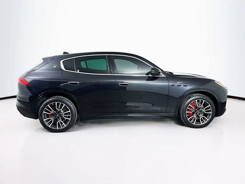 Used 2023 Maserati Grecale GT image 25