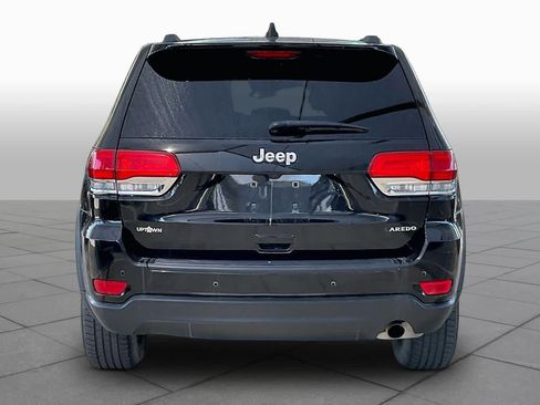 Used 2019 Jeep Grand Cherokee Laredo w/ Laredo X Package RWD image 6