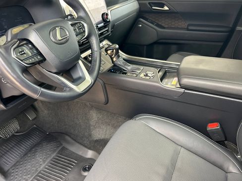 Certified 2024 Lexus GX 550 w/ Accessory Package (Z1) AWD/4WD image 7