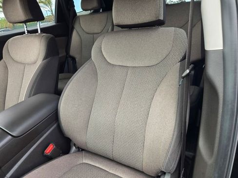 Used 2022 Hyundai Santa Fe SEL Convenience w/ Cargo Package AWD/4WD image 15