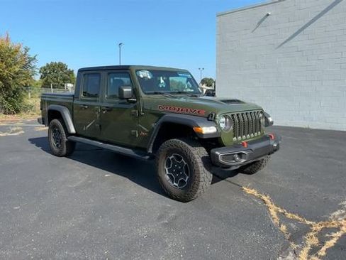Used 2023 Jeep Gladiator Mojave w/ Cold Weather Group image 2