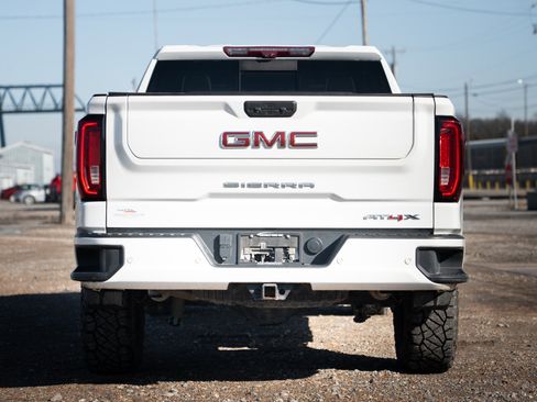 Used 2023 GMC Sierra 1500 AT4X image 8