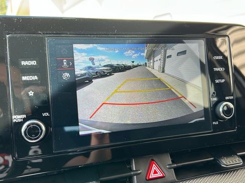 New 2025 Kia Sportage LX image 21