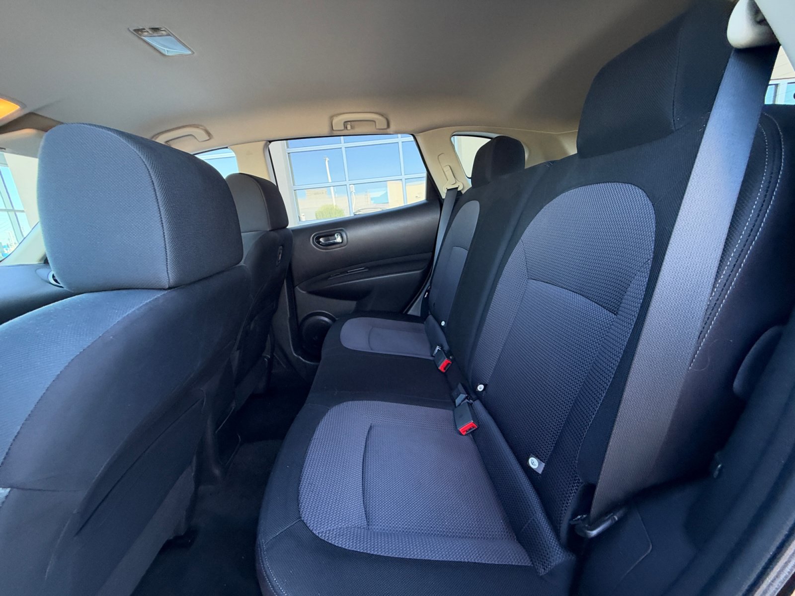 Used 2013 Nissan Rogue SV FWD image 17