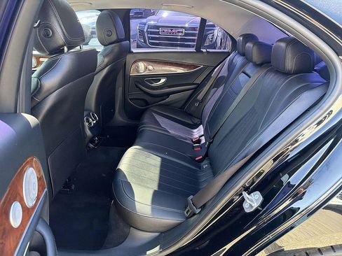 Used 2018 Mercedes-Benz E 300 image 25