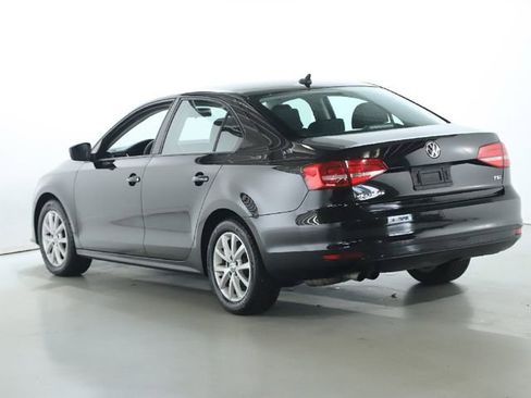 Used 2015 Volkswagen Jetta SE image 12