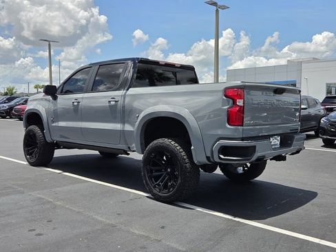Used 2025 Chevrolet Silverado 1500 RST AWD/4WD image 4