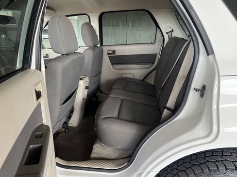 Used 2009 Ford Escape XLT AWD/4WD image 19