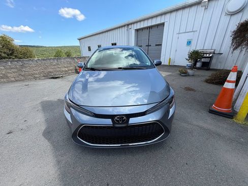 Used 2024 Toyota Corolla LE FWD image 8
