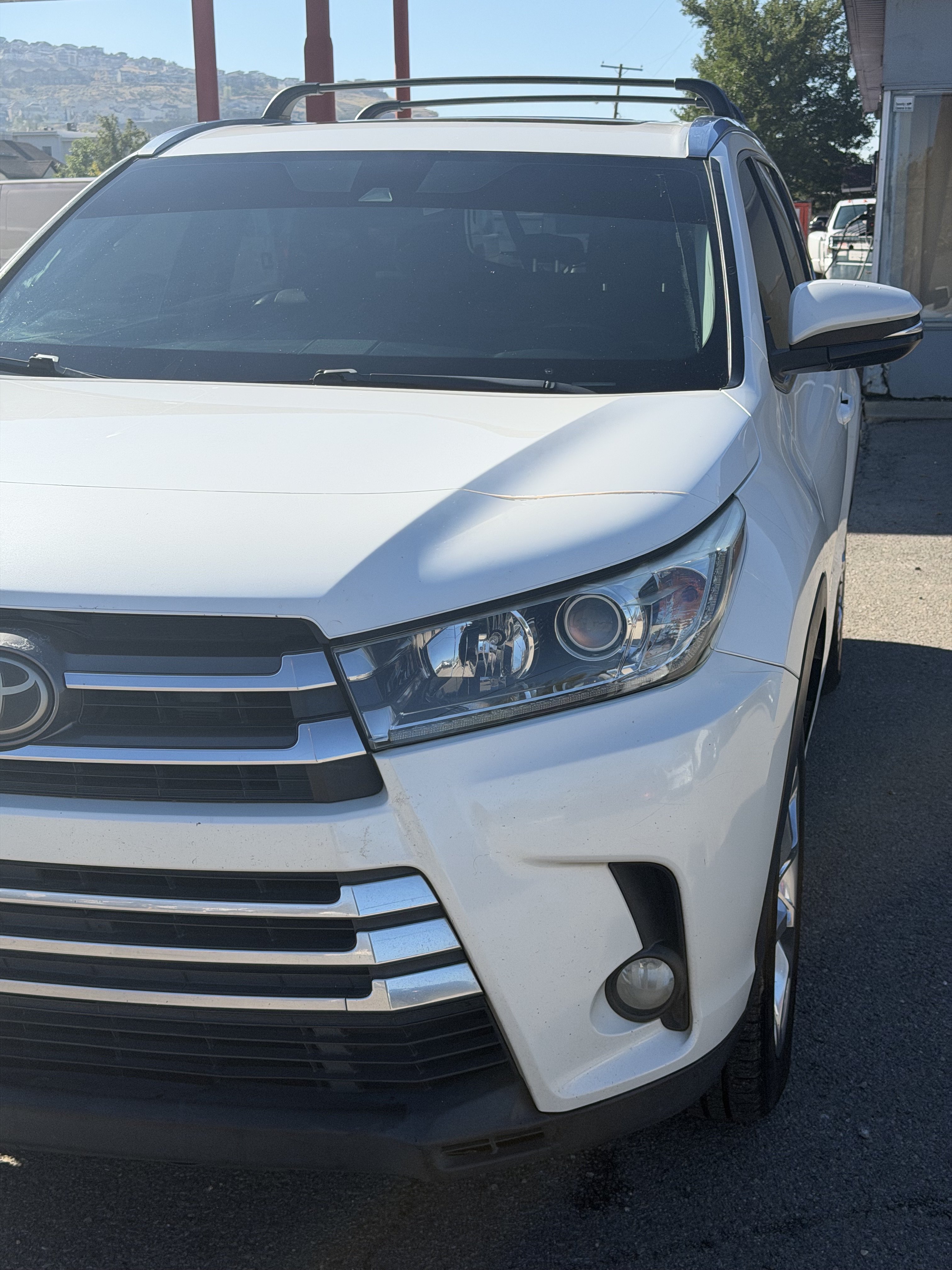 Used 2017 Toyota Highlander Limited FWD image 11