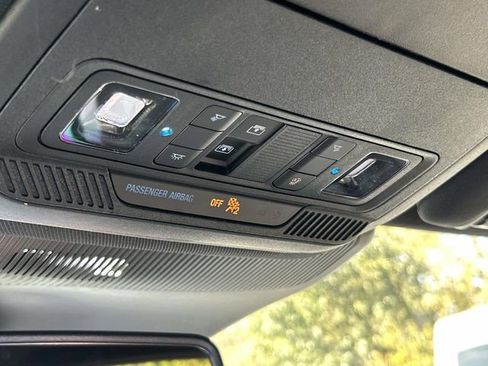 New 2026 Ford Explorer Platinum image 35