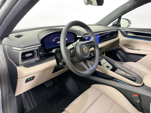 Certified 2026 Porsche Macan Electric RWD image 4