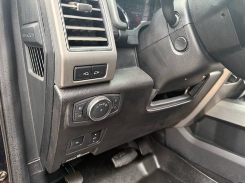 Used 2019 Ford F350 Platinum w/ Platinum Ultimate Package AWD/4WD image 23