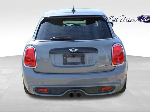 Used 2015 MINI Cooper S image 6