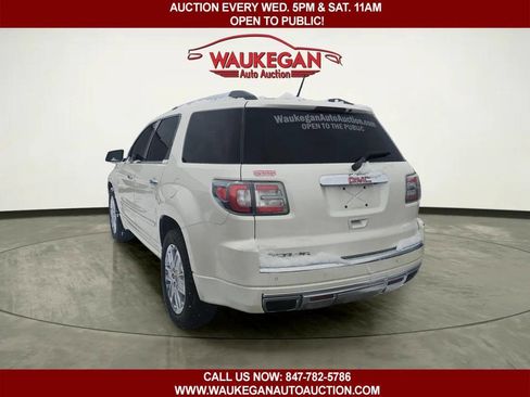 Used 2013 GMC Acadia Denali image 6