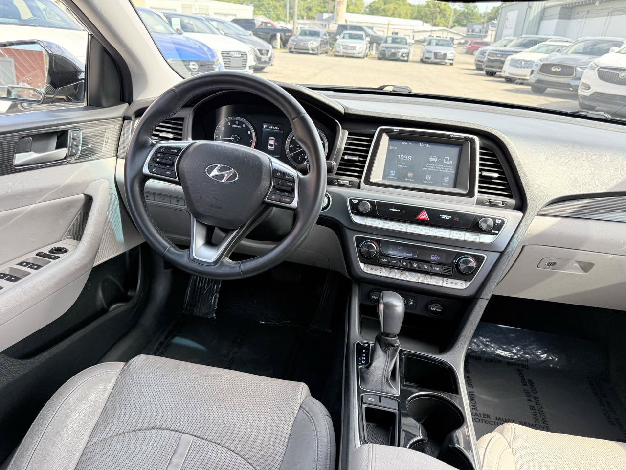 Used 2018 Hyundai Sonata Limited FWD image 25