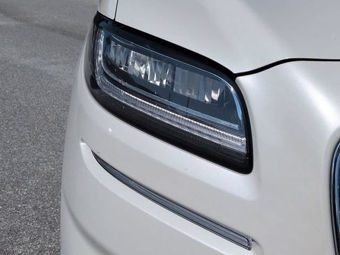 Used 2023 Lincoln Nautilus Reserve FWD image 10