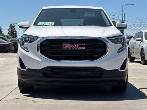 Used 2020 GMC Terrain SLE FWD image 11