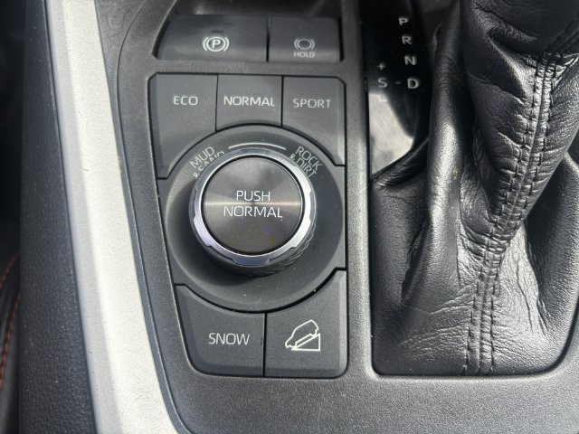 Used 2021 Toyota RAV4 Adventure AWD/4WD image 16