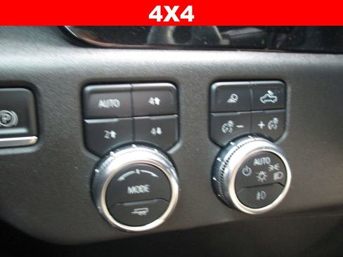 Used 2023 GMC Sierra 1500 SLT w/ SLT Premium Plus Package image 30