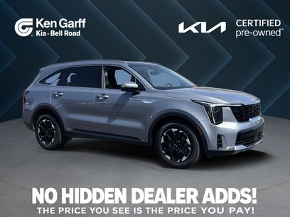 Certified 2025 Kia Sorento S w/ Panoramic Sunroof Package