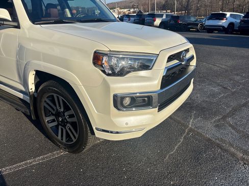 Used 2016 Toyota 4Runner Limited image 6