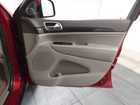 Used 2012 Jeep Grand Cherokee Altitude AWD/4WD image 32