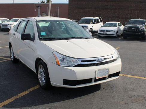 Used 2009 Ford Focus SE image 4