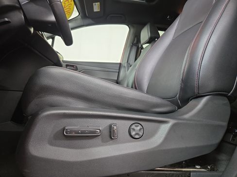 Used 2025 Honda Odyssey Sport-L image 32
