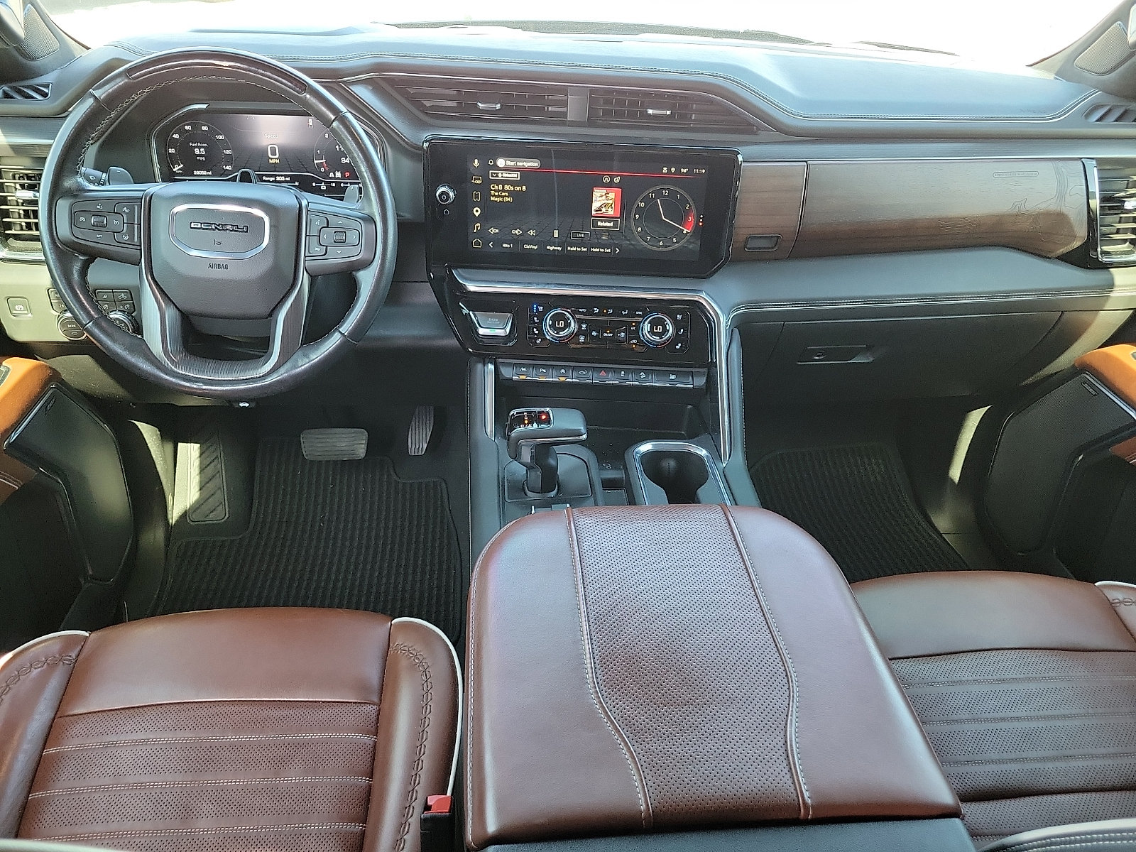 Used 2024 GMC Sierra 1500 Denali Ultimate AWD/4WD image 9