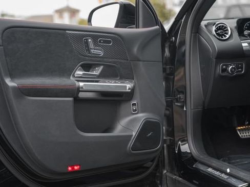 New 2026 Mercedes-Benz GLB 250 4MATIC image 38