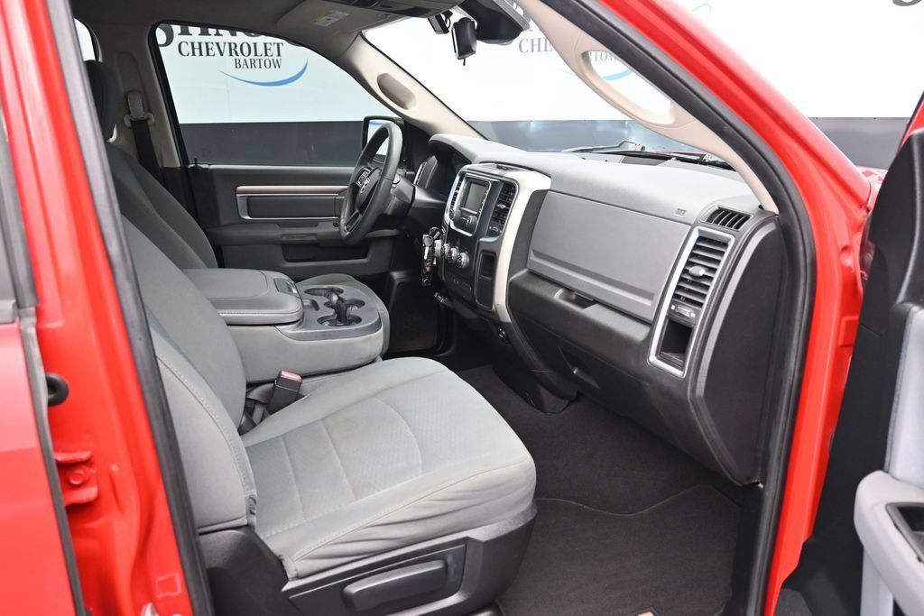 Used 2014 RAM 1500 Classic SLT RWD image 12