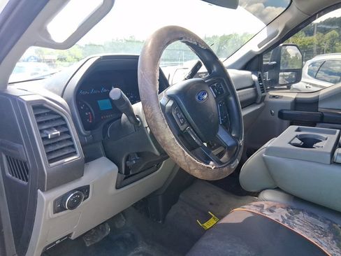 Used 2020 Ford F250 XL w/ Power Equipment Group AWD/4WD image 6