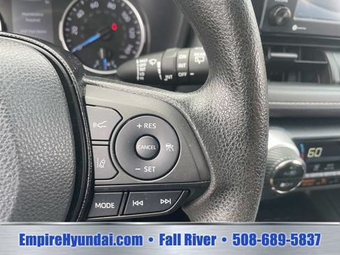 Used 2021 Toyota RAV4 XLE w/ Protection Package (TMS) AWD/4WD image 29