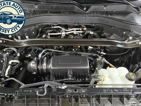 Used 2021 Ford Explorer Limited w/ Equipment Group 301A AWD/4WD image 42