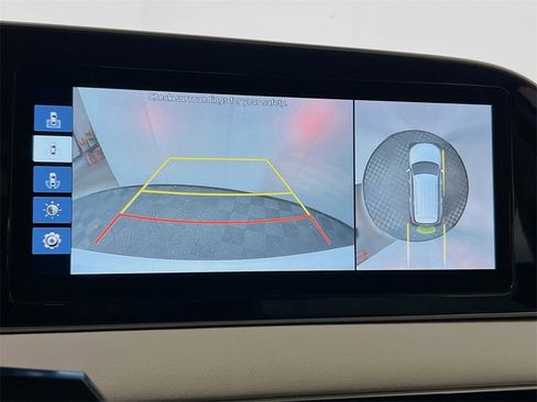 Used 2021 Hyundai Palisade Calligraphy image 17