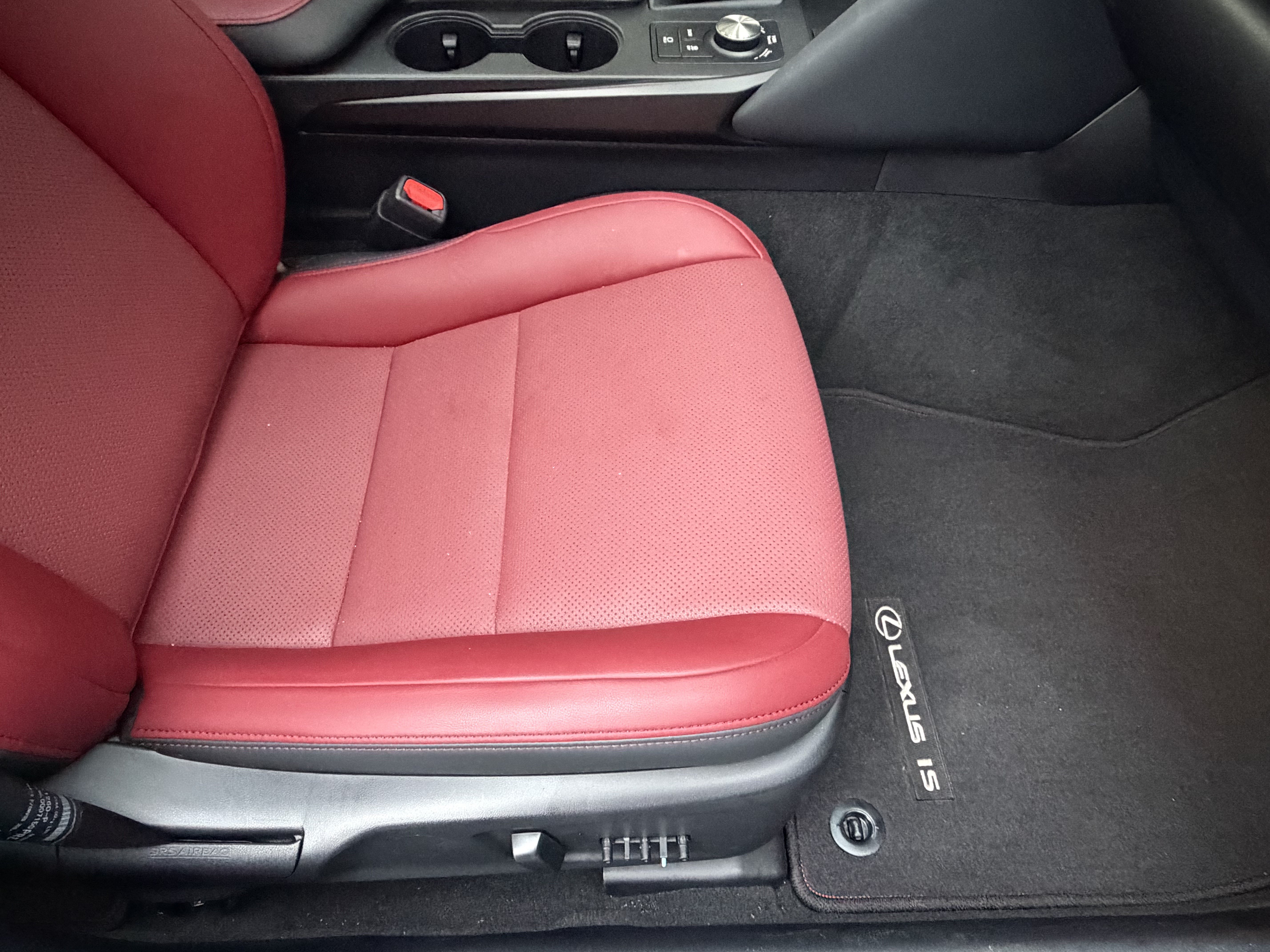 Used 2025 Lexus IS 350 F Sport RWD image 43