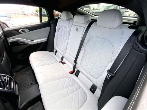 Certified 2024 BMW X6 xDrive40i w/ Premium Package image 20