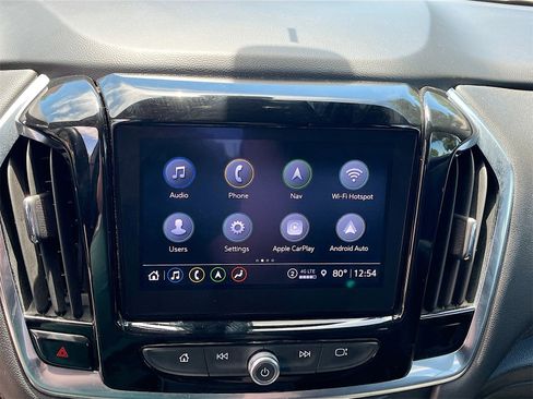 Used 2022 Chevrolet Traverse RS image 15