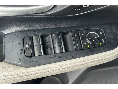 Certified 2024 Toyota Grand Highlander AWD Hybrid image 12