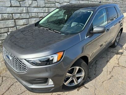 Used 2023 Ford Edge SEL w/ Convenience Package