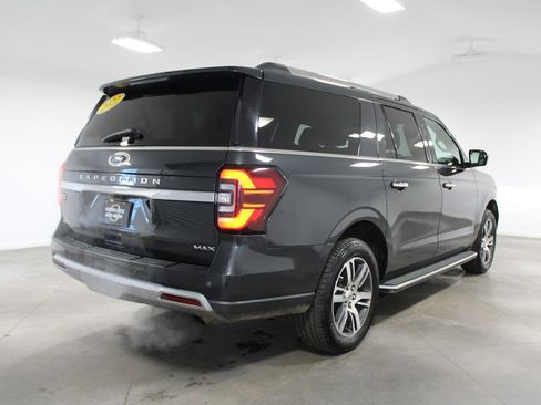 Used 2022 Ford Expedition Max Limited image 9
