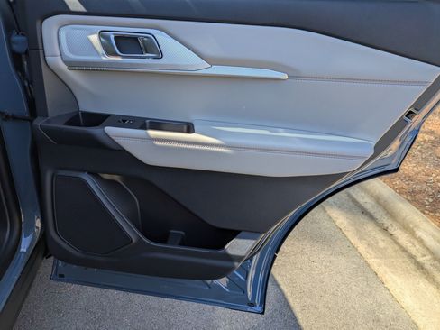 New 2026 Ford Explorer Active image 33