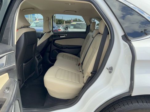 Certified 2024 Ford Edge SEL image 13